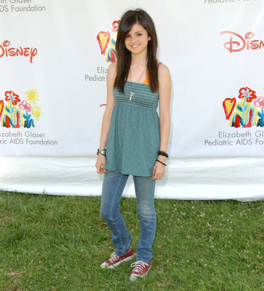 Selena%20Gomez-ALO-003990[1].jpg