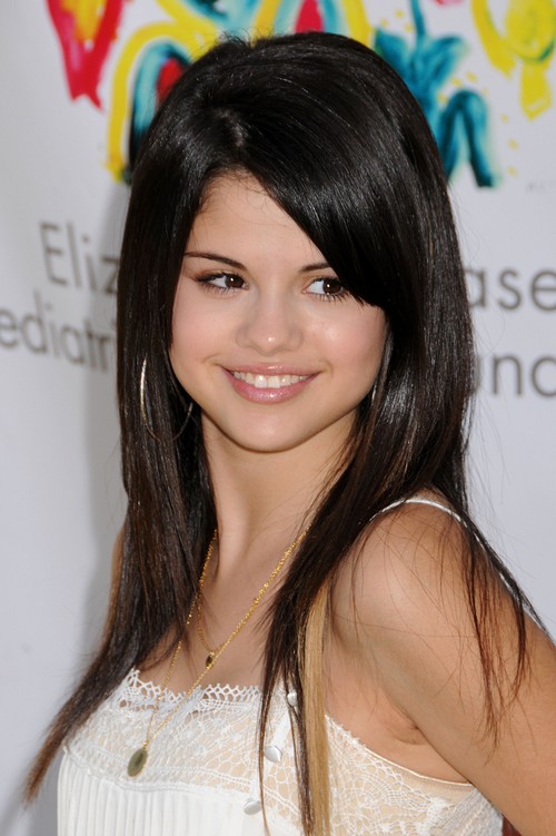 selena-gomez-03_nc[1].jpg